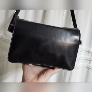 Derek Alexander Organizer/messenger Style Leather Crossbody Bag.